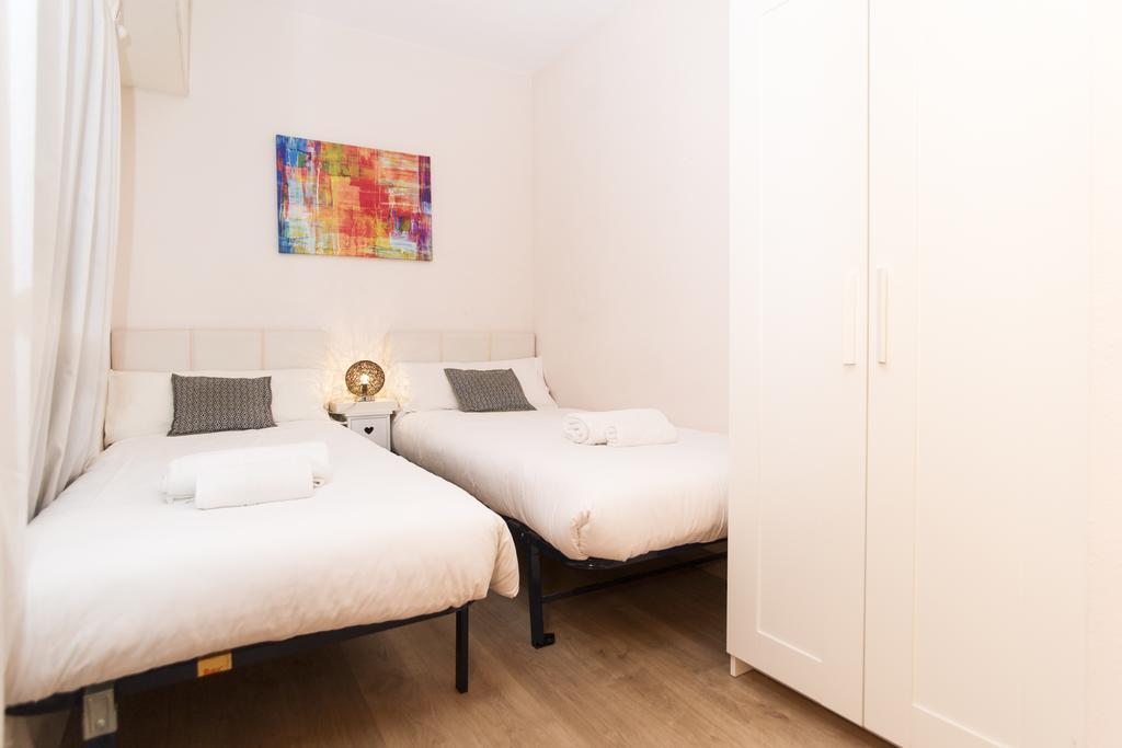 Apartment Bright Sagrada Familia Barcelone Chambre photo